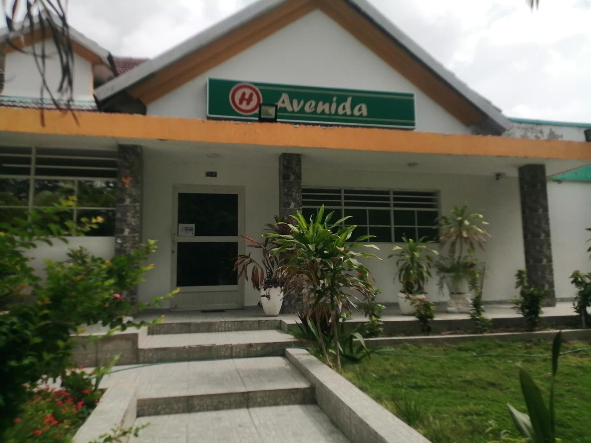 Hotel Avenida53 Баранкила Екстериор снимка
