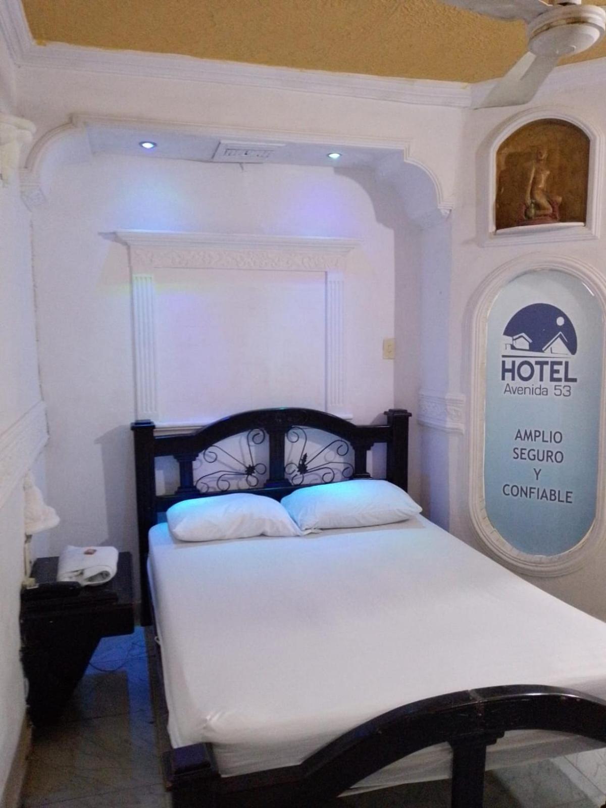 Hotel Avenida53 Баранкила Екстериор снимка