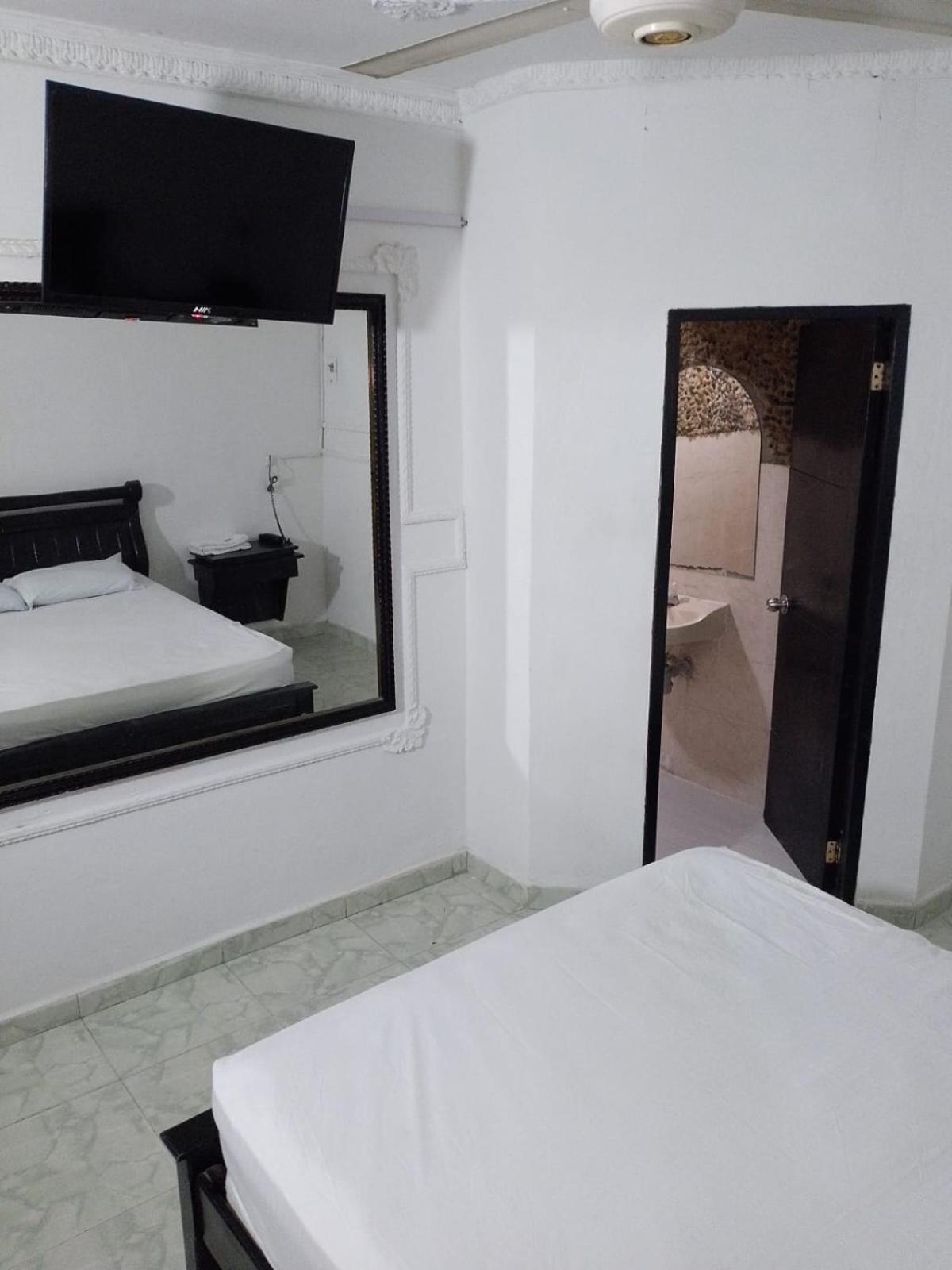 Hotel Avenida53 Баранкила Екстериор снимка